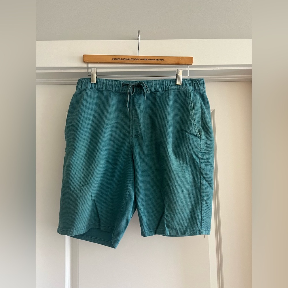 Banana Republic Bullhead Men’s Shorts